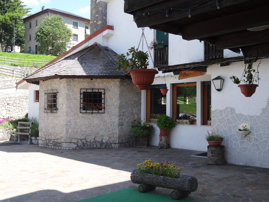 ואל די זולדו Hotel La Caminatha מראה חיצוני תמונה